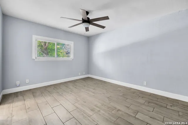 6750 PARADISE OAK DR San Antonio, TX 78227