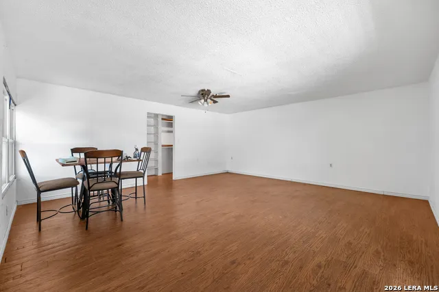 6750 PARADISE OAK DR San Antonio, TX 78227