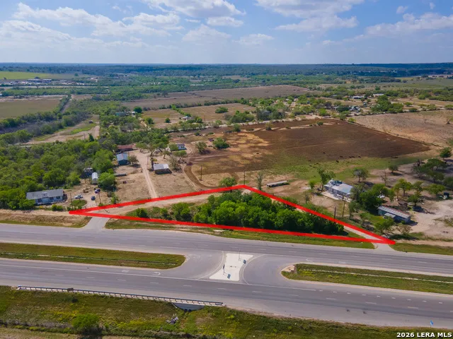 4984 S Loop 1604 E Elmendorf, TX 78112