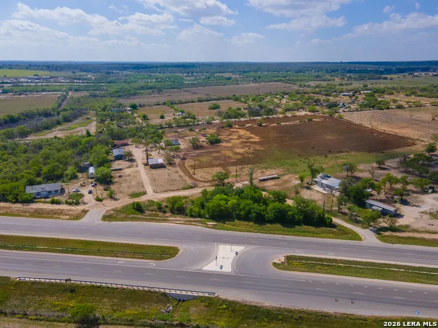 4984 S Loop 1604 E Elmendorf, TX 78112