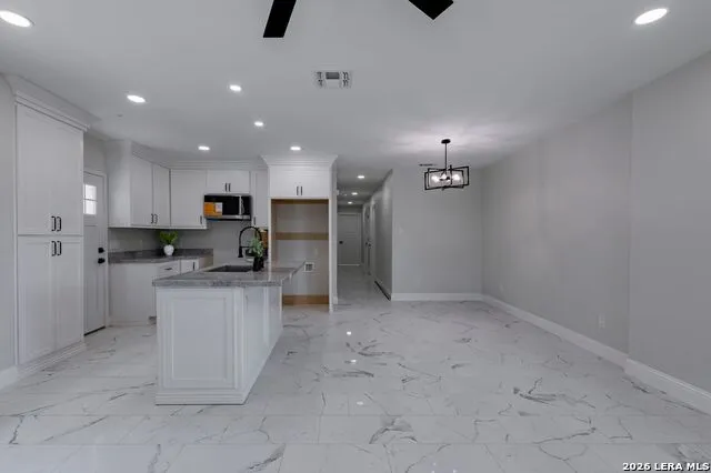 1099 Comal Eagle Pass, TX 78852