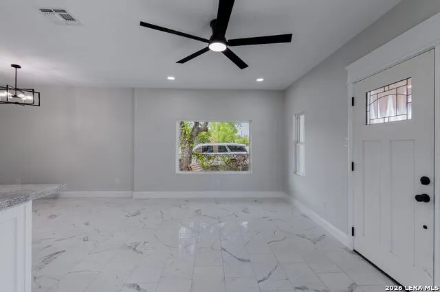 1099 Comal Eagle Pass, TX 78852