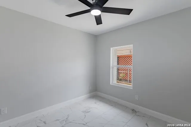 1099 Comal Eagle Pass, TX 78852