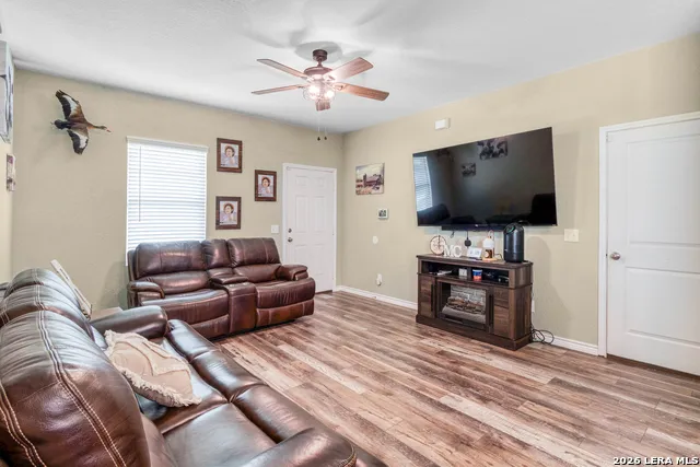 5154 MORNING GRAZE St Hedwig, TX 78152