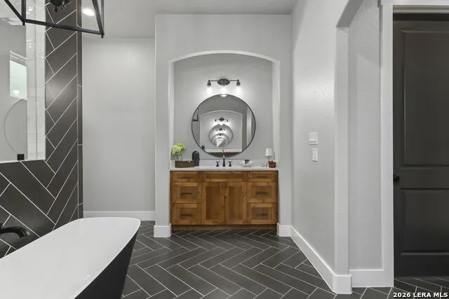 121 TRANQUILITY DR La Vernia, TX 78121