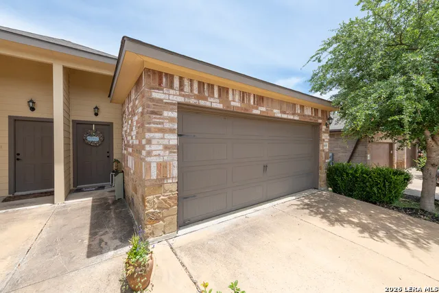 436 JACK RABBIT LN Buda, TX 78610