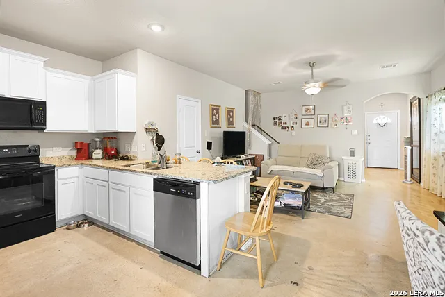 8623 KEY WINDY WAY Converse, TX 78109