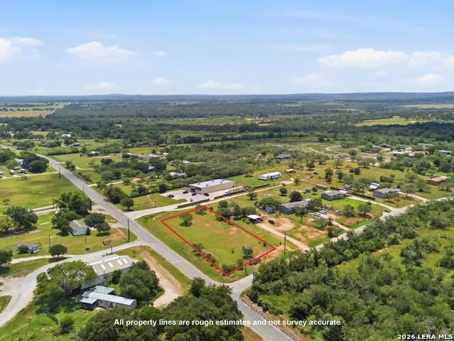 105 MUEHL RD Seguin, TX 78155