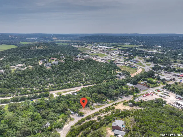 3265 SKYLINE DR Canyon Lake, TX 78133