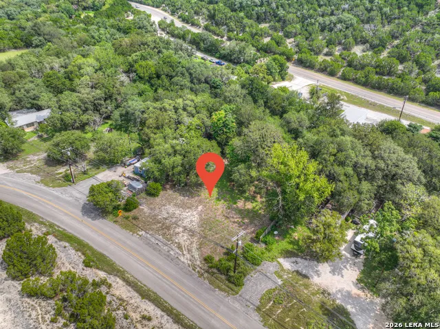 3265 SKYLINE DR Canyon Lake, TX 78133