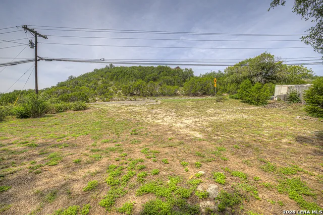 3265 SKYLINE DR Canyon Lake, TX 78133