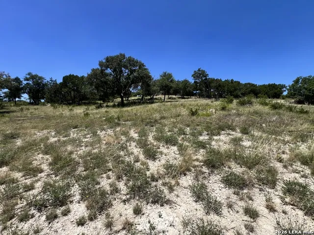 340 ROUNDABOUT LN Kerrville, TX 78028