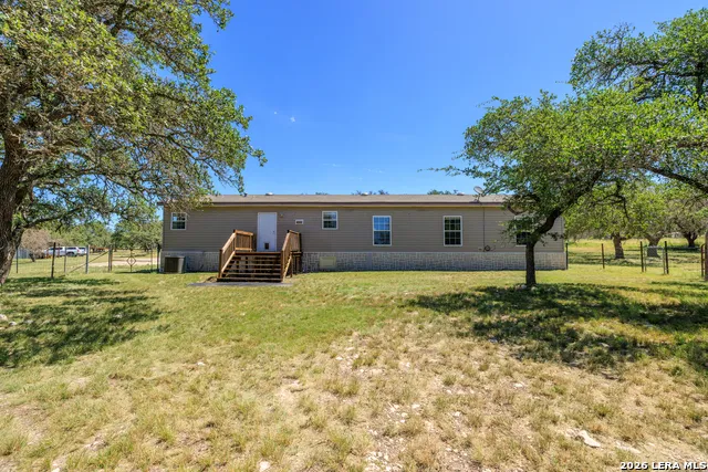 429 Spanish Oak Harper, TX 78631