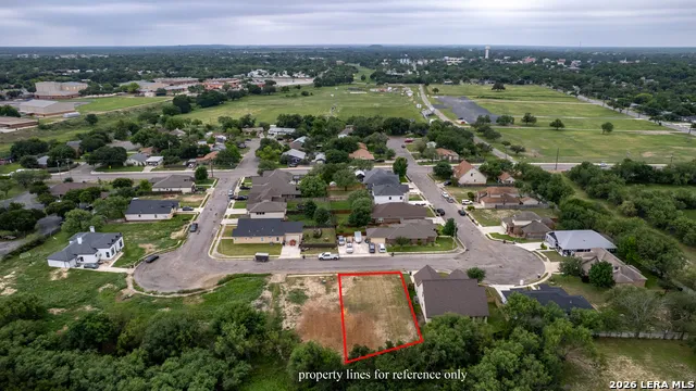 19 RIO SECO DR Uvalde, TX 78801