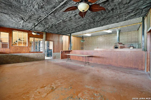 2421 Usener Rd Fredericksburg, TX 78624