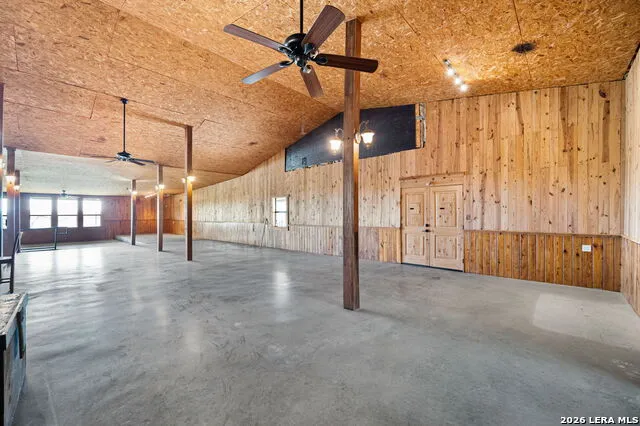 2421 Usener Rd Fredericksburg, TX 78624