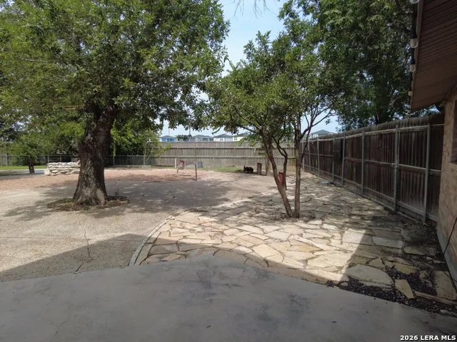 972 BARBAROSA RD New Braunfels, TX 78130