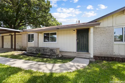8810 Garden Quarte St