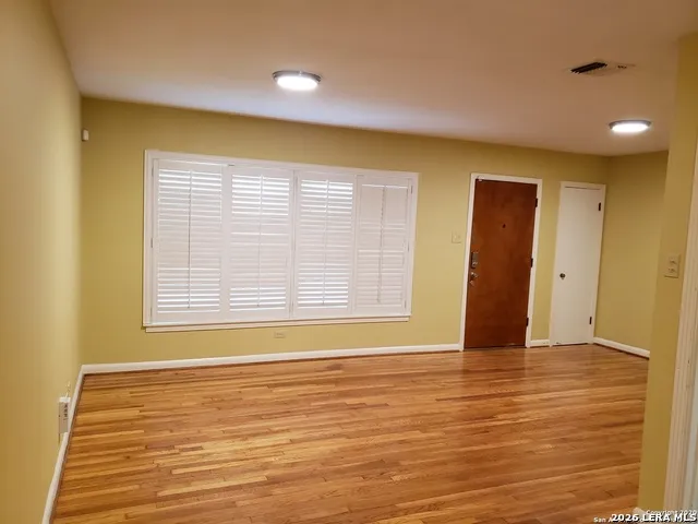 514 Adrian San Antonio, TX 78213
