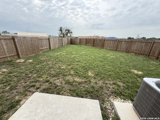 125 MICAH PT La Vernia, TX 78121