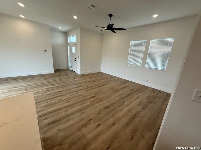 125 MICAH PT La Vernia, TX 78121