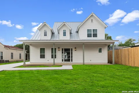 158 S ACADEMY AVE