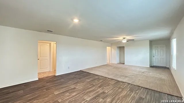 15115 HARBOR LNDG Von Ormy, TX 78073