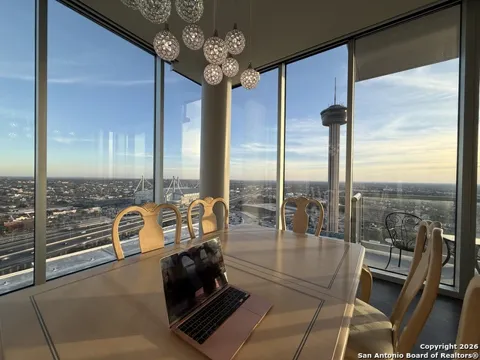 610 E Market Unit UNIT 2619