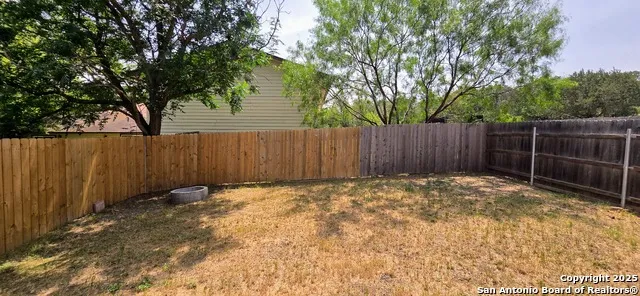 523 CLEARFIELD DR New Braunfels, TX 78130