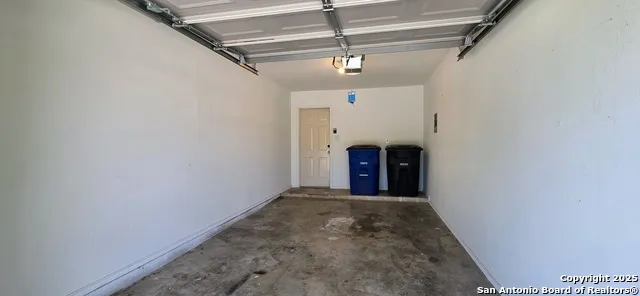 523 CLEARFIELD DR New Braunfels, TX 78130