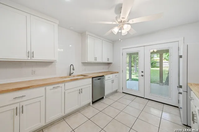 114 Karm St Castroville, TX 78009