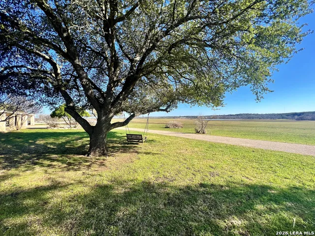 1543 CR 215 Burnet, TX 78605