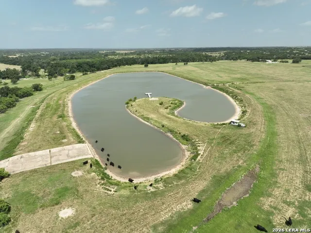 1543 CR 215 Burnet, TX 78605