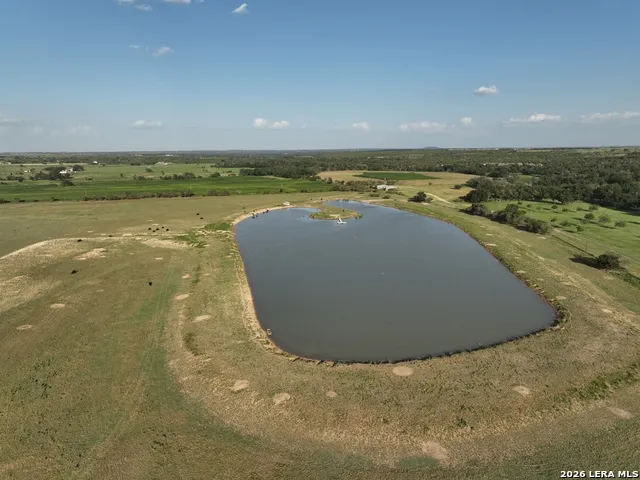 1543 CR 215 Burnet, TX 78605