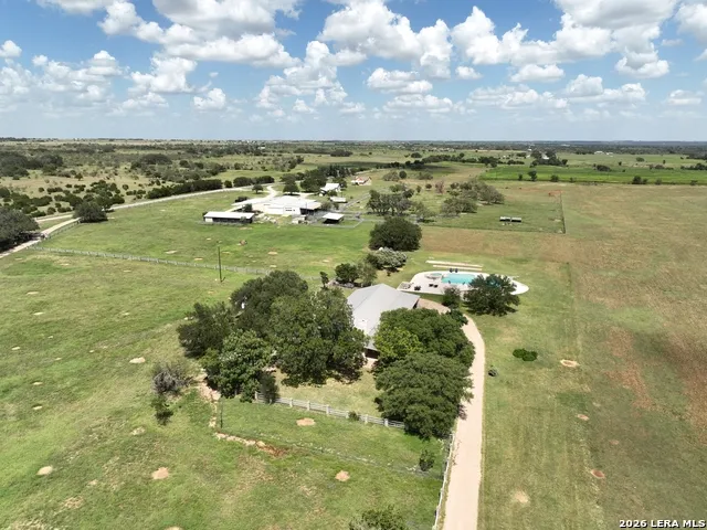 1543 CR 215 Burnet, TX 78605