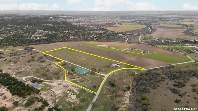 2421 Usener Rd Fredericksburg, TX 78624