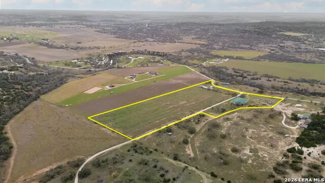 2421 Usener Rd Fredericksburg, TX 78624