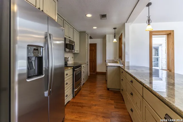 5261 W Ammann Rd Bulverde, TX 78163