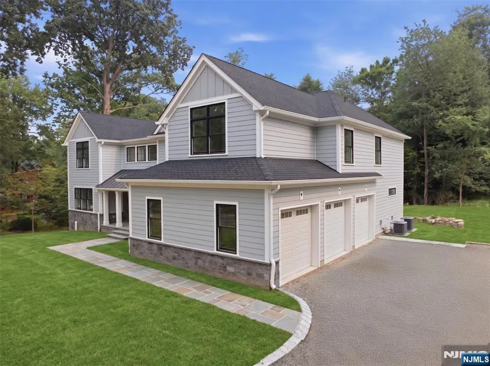 531 Track Lane River Vale, NJ 07675