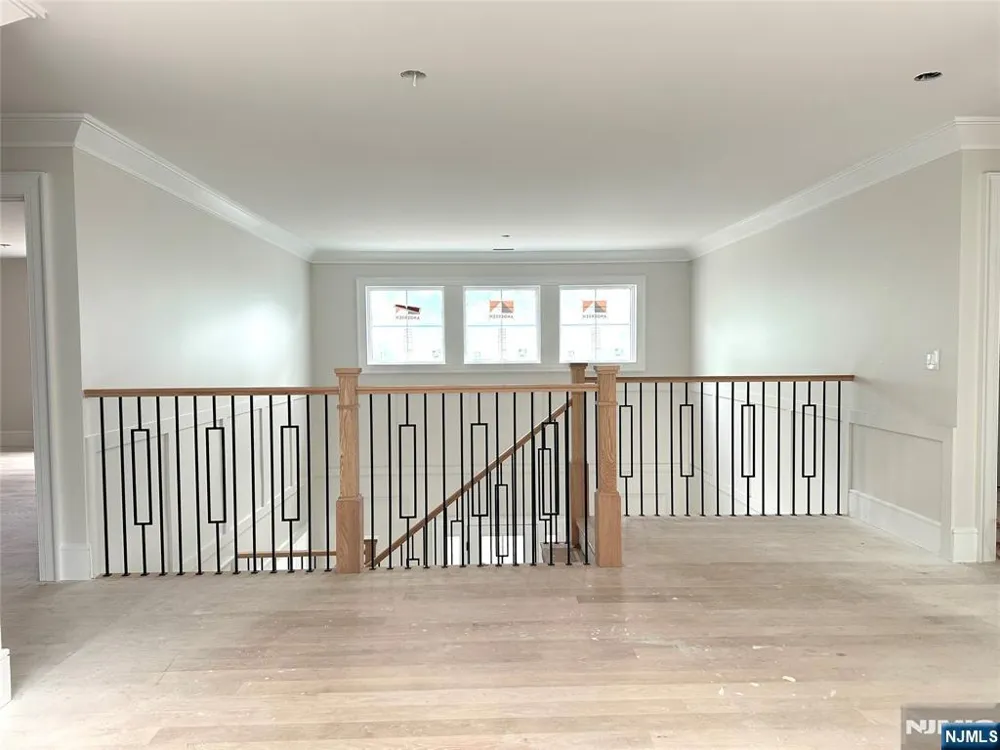 531 Track Lane River Vale, NJ 07675