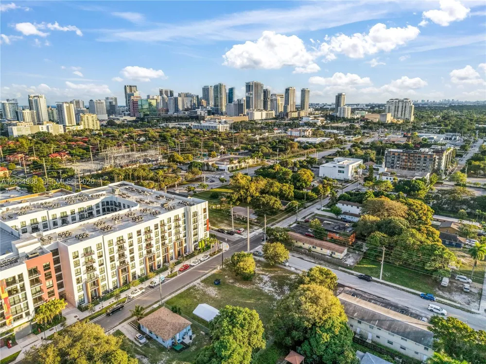 501 NW 7th Ter Fort Lauderdale, FL 33311