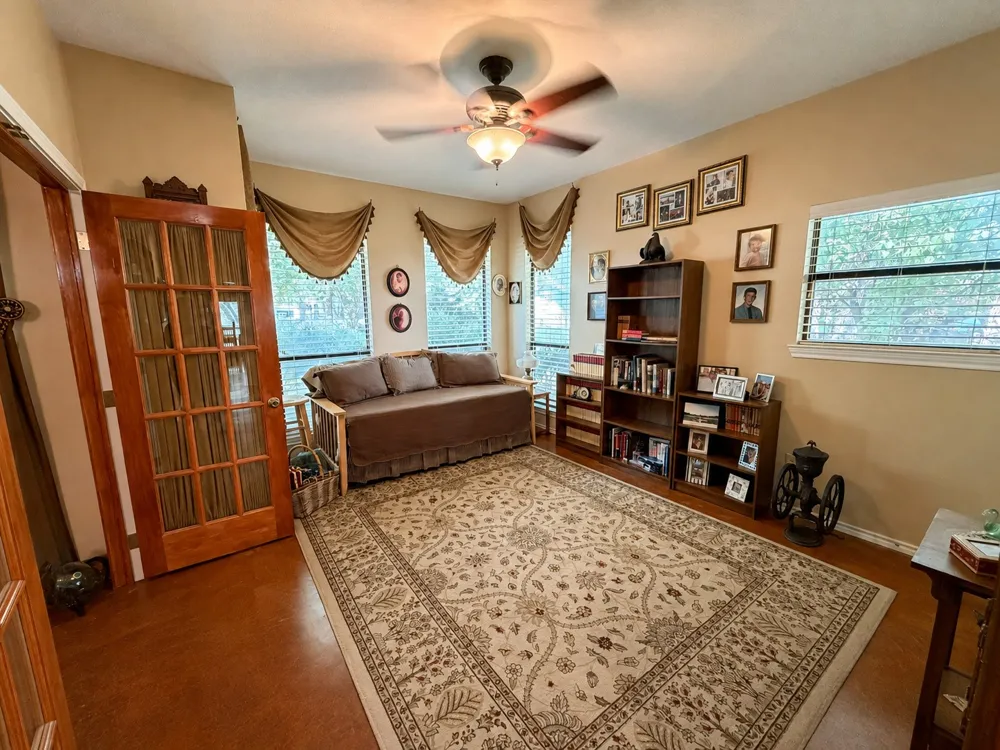 527 W Roberts Street Gorman, TX 76454