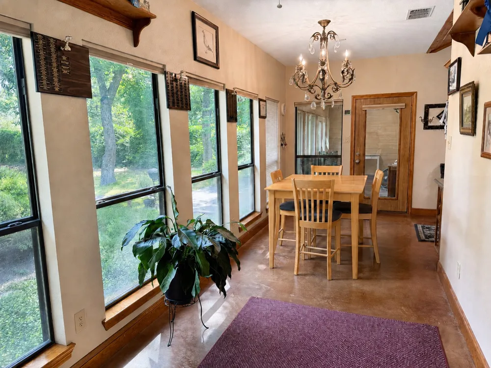 527 W Roberts Street Gorman, TX 76454