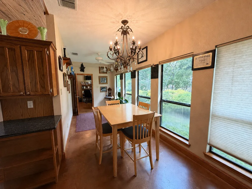 527 W Roberts Street Gorman, TX 76454