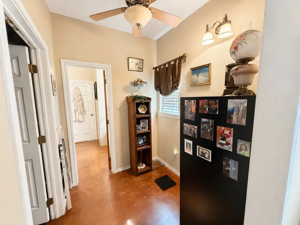 527 W Roberts Street Gorman, TX 76454