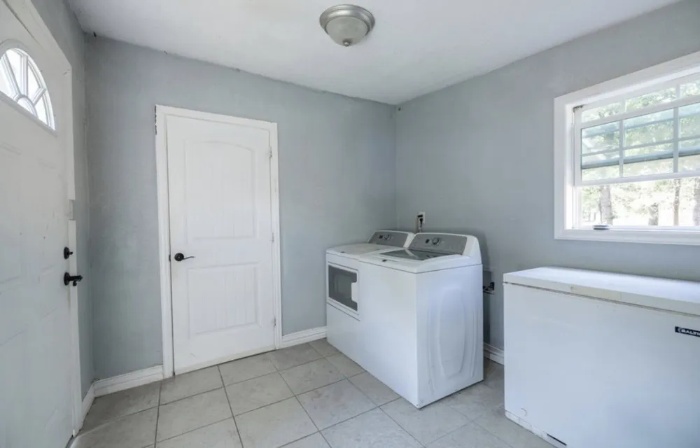 503 Vz County Road 2426 Canton, TX 75103