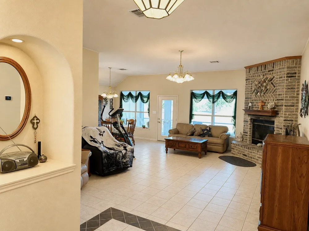 7066 Golf Drive Whitney, TX 76692