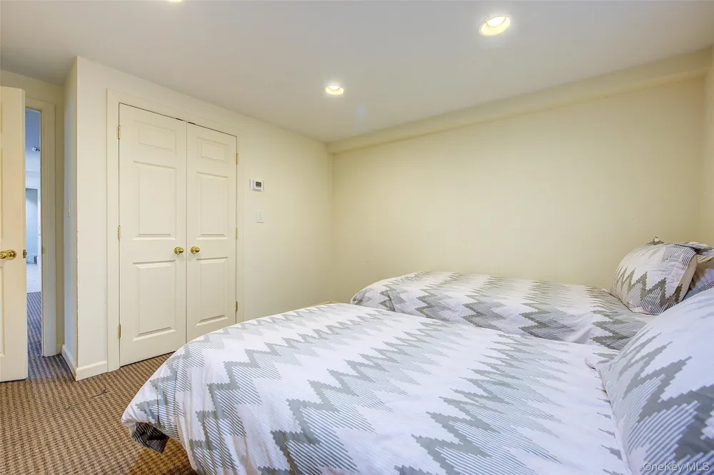 69-29 166th Street Fresh Meadows, NY 11365