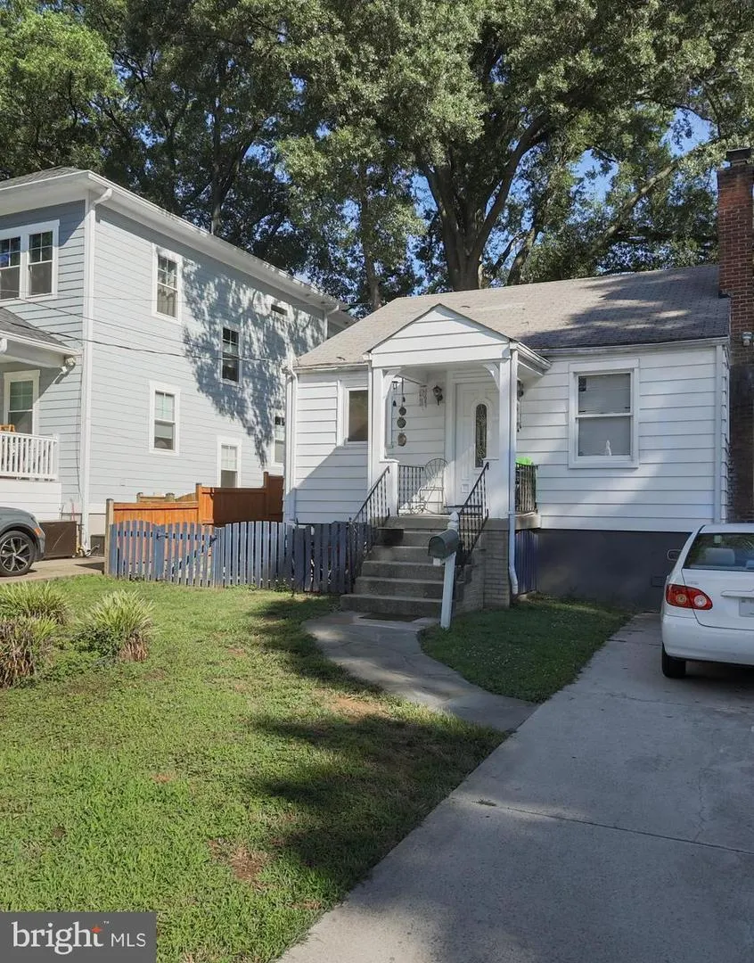 5213 5TH STREET Arlington, VA 22203