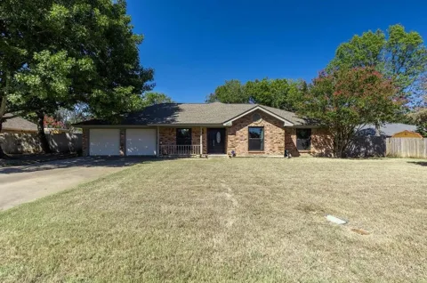 1634 Robin Place